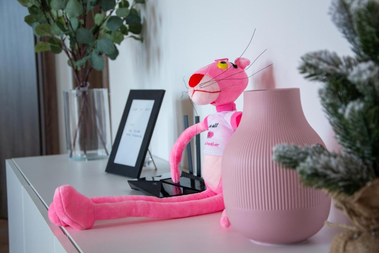 Flh - Pink Panther * Sibiu